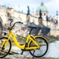 Защищать туристов в Праге планируют запретом на велосипеды!