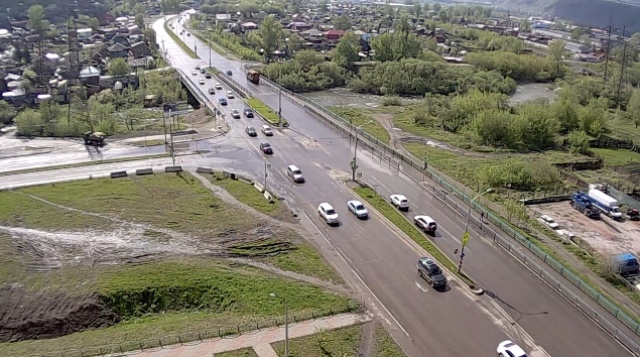 Перекресток улиц Свердловская - Базайская. Красноярск веб камера онлайн
