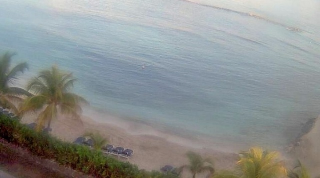 Пляж Las Brisas. Ямайка веб камера онлайн