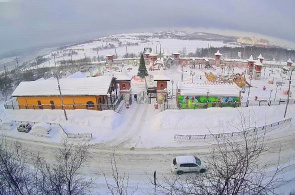 Вид на детский городок «Сказка». Веб-камеры Мурманска онлайн