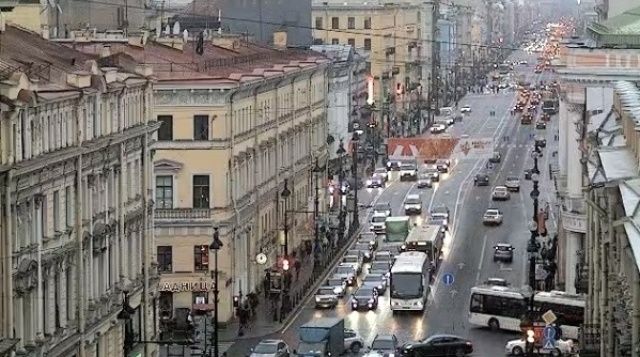 Невский проспект. Санкт-Петербург. Веб камера онлайн со звуком
