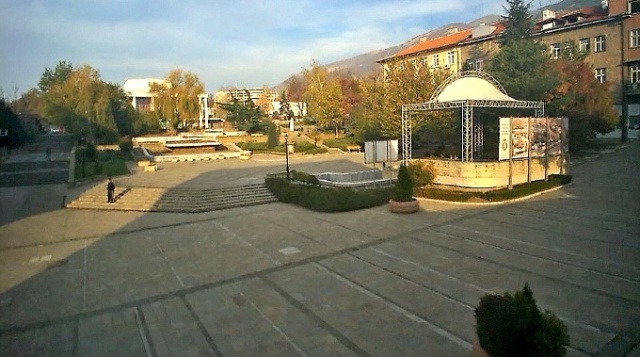 Центральная площадь города Карлово