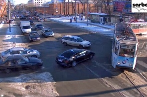 Перекресток улиц Кутякова - Астраханская. Веб камеры Саратова онлайн