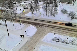 Пешеходный переход на улице Советская. Веб-камеры Медвежьегорска онлайн