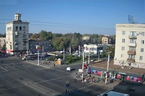 Перекресток проспектов Ленина и Металлургов. Веб камеры Запорожья онлайн