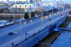 Плотина (Плотинка), расположенная на реке Исеть. Веб камеры Екатеринбурга онлайн