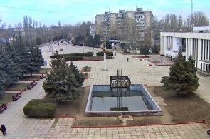 Площадь перед Домом культуры "Корабелов" веб камера онлайн