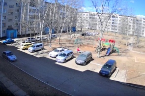 Двор дома 437. Веб-камеры Краснокаменска