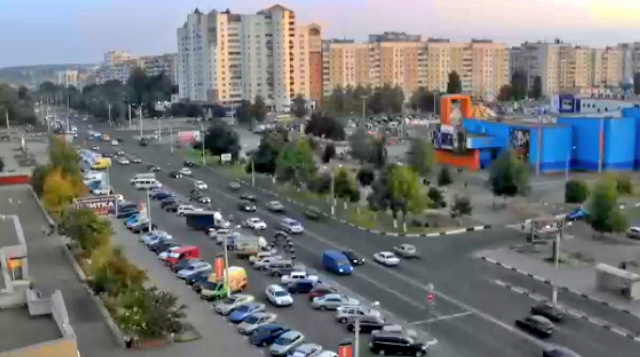 Перекрёсток Ватутина - Королёва. Белгород веб камера онлайн