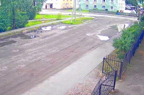 Перекресток Мира и Комсомольской. Веб-камеры Кулой онлайн
