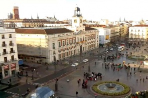 Площадь Пуэрто-дель-Соль. Мадрид в реальном времени.