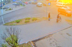 Перекресток ул. Гризодубовой и Ломоносова. Веб-камеры Мелитополя