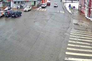 Площадь Генерала Кузнецова. Ракурс 2. Веб-камеры Яхрома онлайн