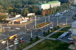 Перекресток улиц Доватрцев и Тухачевского. Ставрополь веб камера онлайн