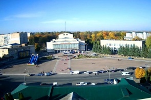Центральная площадь города Волочиск веб камера онлайн