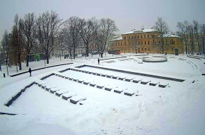 Площадь Литевского