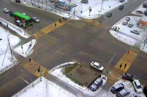 Веб камера с видом на перекресток улиц Омская - Дружбы Народов в режиме реального времени