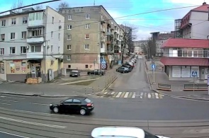 Перекресток улиц Советский проспект и Уральская. Веб камеры Калининграда онлайн