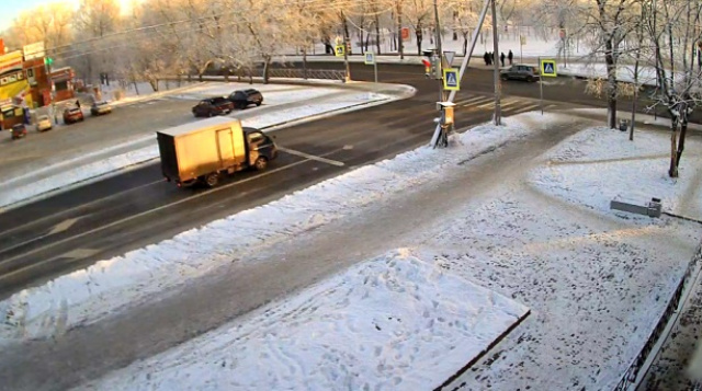 Перекресток проспекта Ленина и улицы Свободы веб камера онлайн
