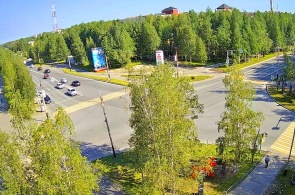 Перекресток Ленина и Солнечной. Веб-камеры Лангепас онлайн