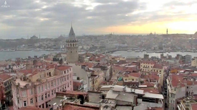 Обзорная веб камера Стамбула (İETT Metrohan)