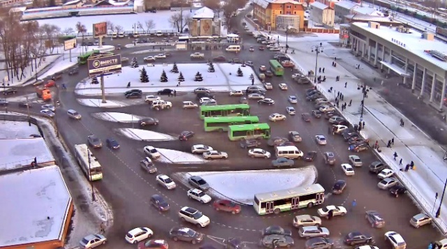 Привокзальная площадь. Тюмень веб камера онлайн