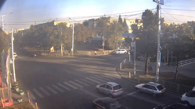 Вход в Парк культуры и Отдыха. Ставрополь веб камера онлайн