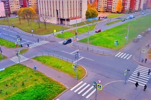 Перекресток улиц Ботаническая и Чебышёвская. Веб-камеры Петергофа онлайн