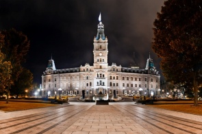 Здание парламента Квебек веб камера онлайн