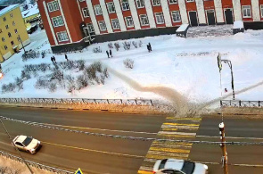 Пешеходный переход у школы №3. Веб-камеры Медвежьегорска онлайн